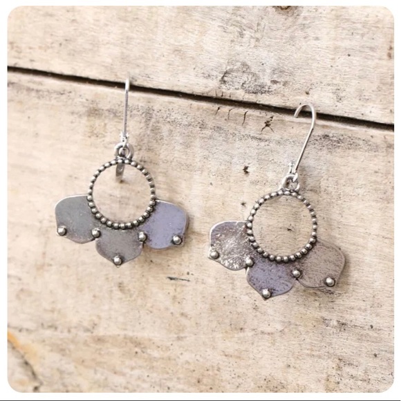 Jewelry - Silver Bohemian Style Flower Petal Earrings